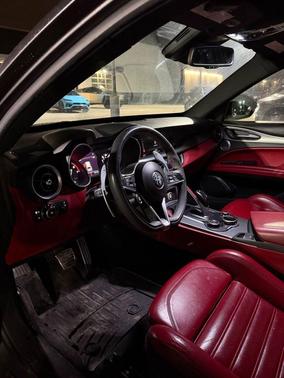 2019 Alfa Romeo Stelvio Ti Sport