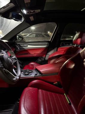 2019 Alfa Romeo Stelvio Ti Sport