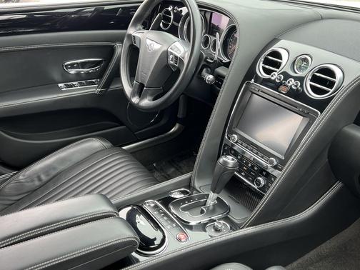 2018 Bentley Flying Spur V8