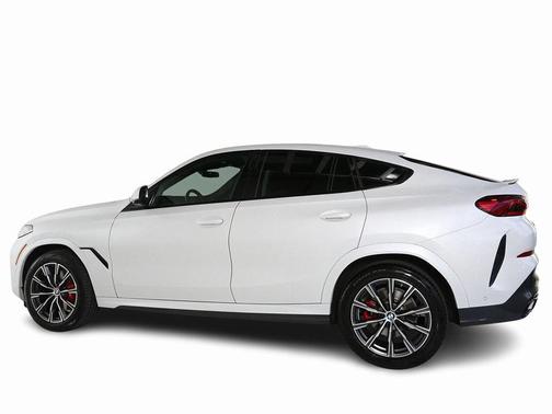 2024 BMW X6 xDrive40i