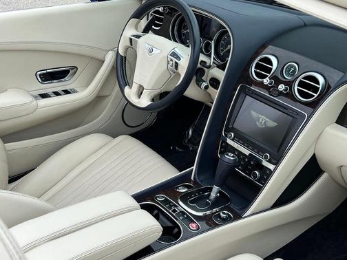 Aegean Blue Metallic 2016 Bentley Continental GT V8