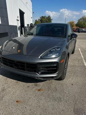 2022 Porsche Cayenne Turbo