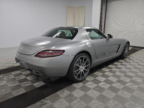 2011 Mercedes-Benz SLS AMG Base