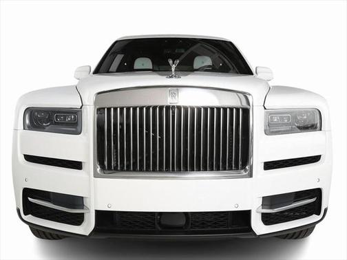 2024 Rolls-Royce Cullinan Base