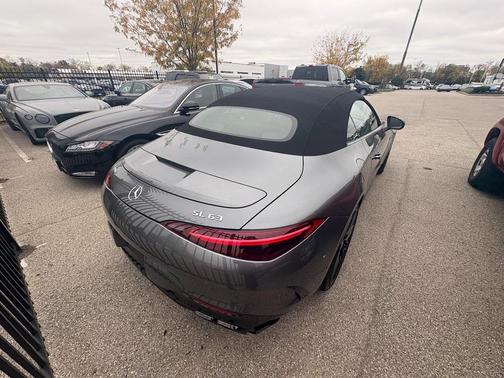 2022 Mercedes-Benz AMG SL 63 Base
