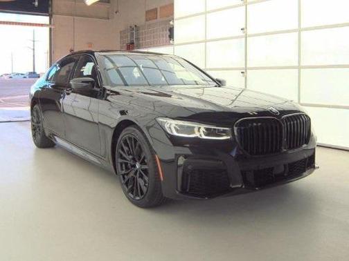 2022 BMW M760 xDrive