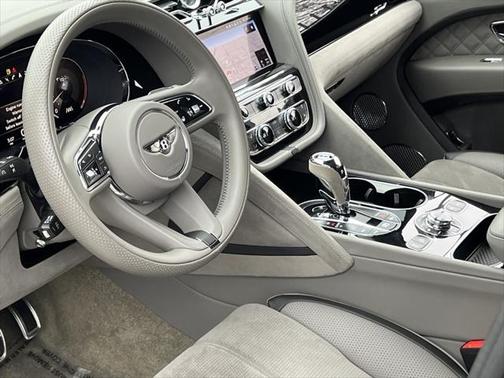 2023 Bentley Bentayga Speed