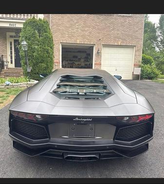 2013 Lamborghini Aventador LP700-4