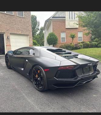 2013 Lamborghini Aventador LP700-4