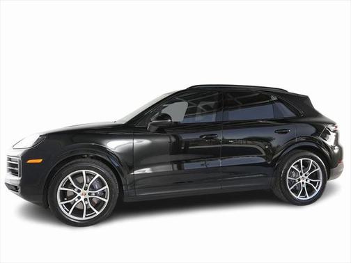 2024 Porsche Cayenne Base