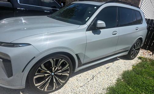 Brooklyn Grey Metallic 2023 BMW X7 xDrive40i