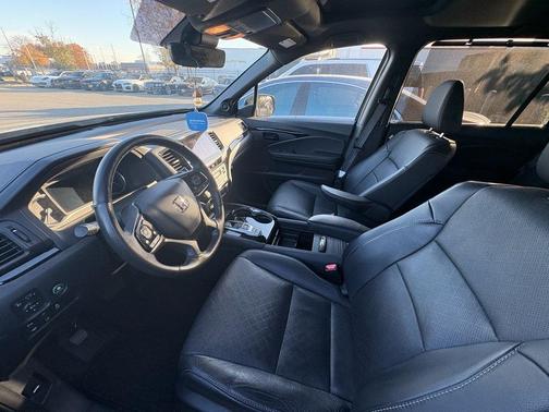 2023 Honda Passport AWD Elite