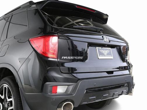 2023 Honda Passport AWD Elite