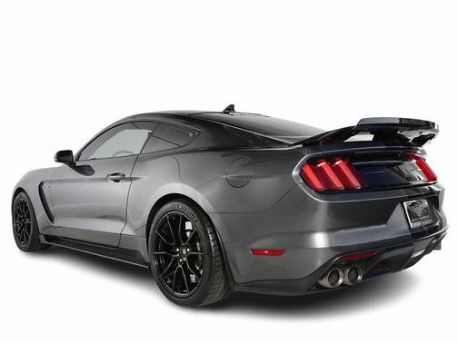 2020 Ford Shelby GT350 Base