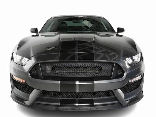 2020 Ford Shelby GT350 Base