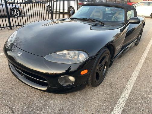 Black 1995 Dodge Viper RT/10