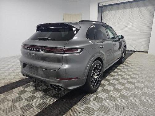 2025 Porsche Cayenne Cayenne