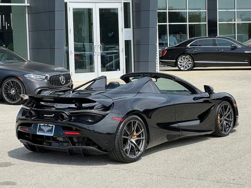 Black 2020 McLaren 720S Base