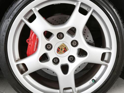 Silver 2005 Porsche 911 911 Carrera S