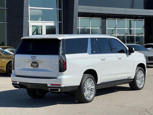 2025 Cadillac Escalade ESV Premium Luxury