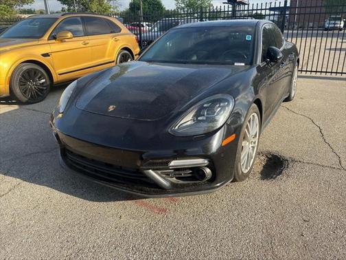 2017 Porsche Panamera Turbo