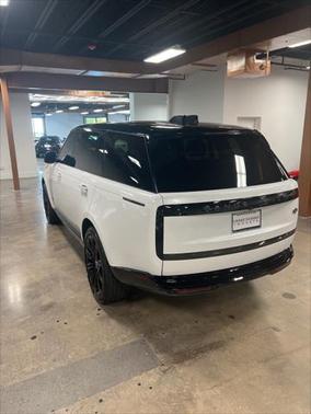 2023 Land Rover Range Rover P400 SE