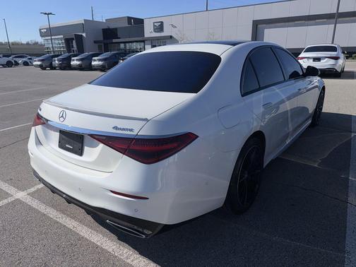 MANUFAKTUR Diamond White 2023 Mercedes-Benz S-Class S 580 4MATIC