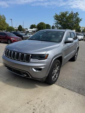 2018 Jeep Grand Cherokee Sterling Edition