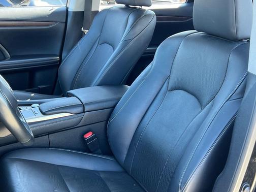 2020 Lexus RX 450h Base