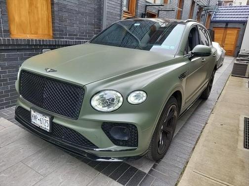 2022 Bentley Bentayga V8