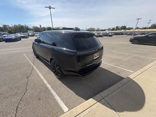 2025 Land Rover Range Rover P530 Autobiography