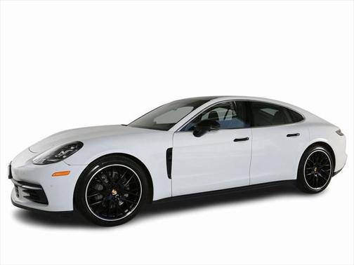 2018 Porsche Panamera 4S