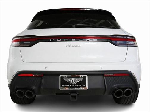 2023 Porsche Macan Base