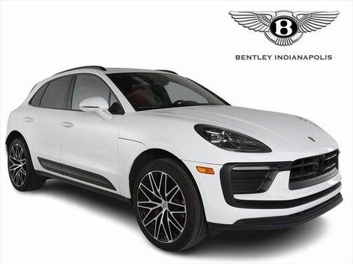 2023 Porsche Macan Base