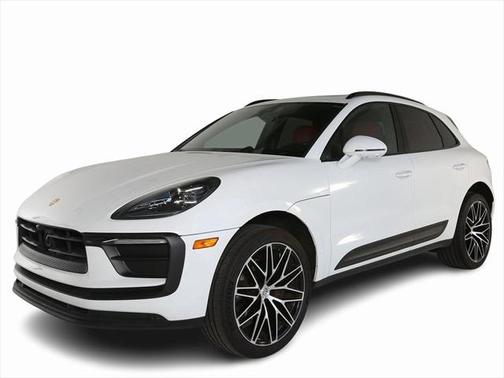 2023 Porsche Macan Base