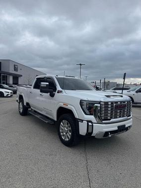 White Frost Tricoat 2024 GMC Sierra 2500 Denali