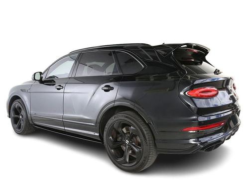 Black 2022 Bentley Bentayga S