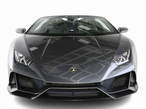 2020 Lamborghini Huracan EVO Base