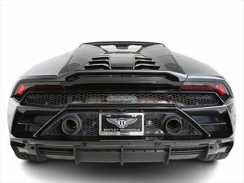 2020 Lamborghini Huracan EVO Base
