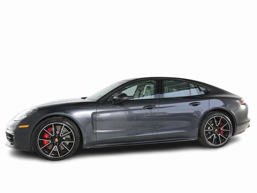 2018 Porsche Panamera Turbo