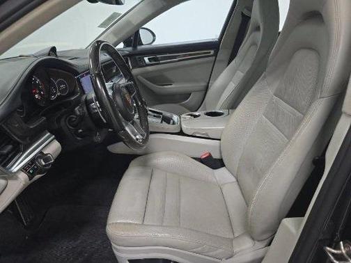 2018 Porsche Panamera Turbo