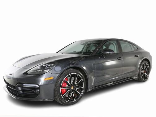 2018 Porsche Panamera Turbo