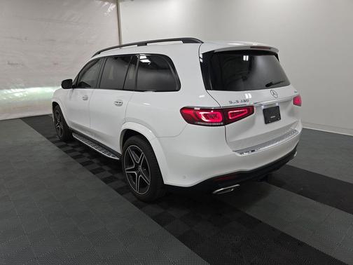 White 2023 Mercedes-Benz GLS 580 4MATIC