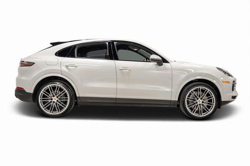 Chalk 2023 Porsche Cayenne Platinum Edition
