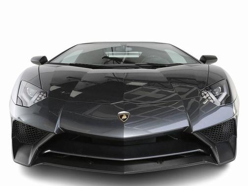 2016 Lamborghini Aventador LP750-4 Superveloce