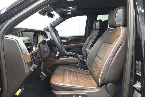 2025 GMC Yukon Denali Ultimate