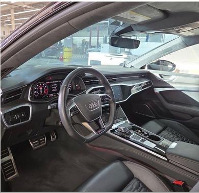 Sebring Black Crystal Effect 2024 Audi RS 7 4.0T Performance