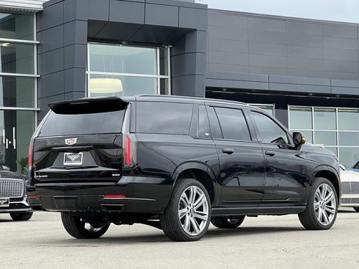 2026 Cadillac Escalade ESV Sport