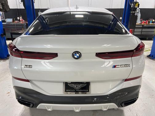 2020 BMW X6 M50i