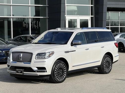 2018 Lincoln Navigator Black Label